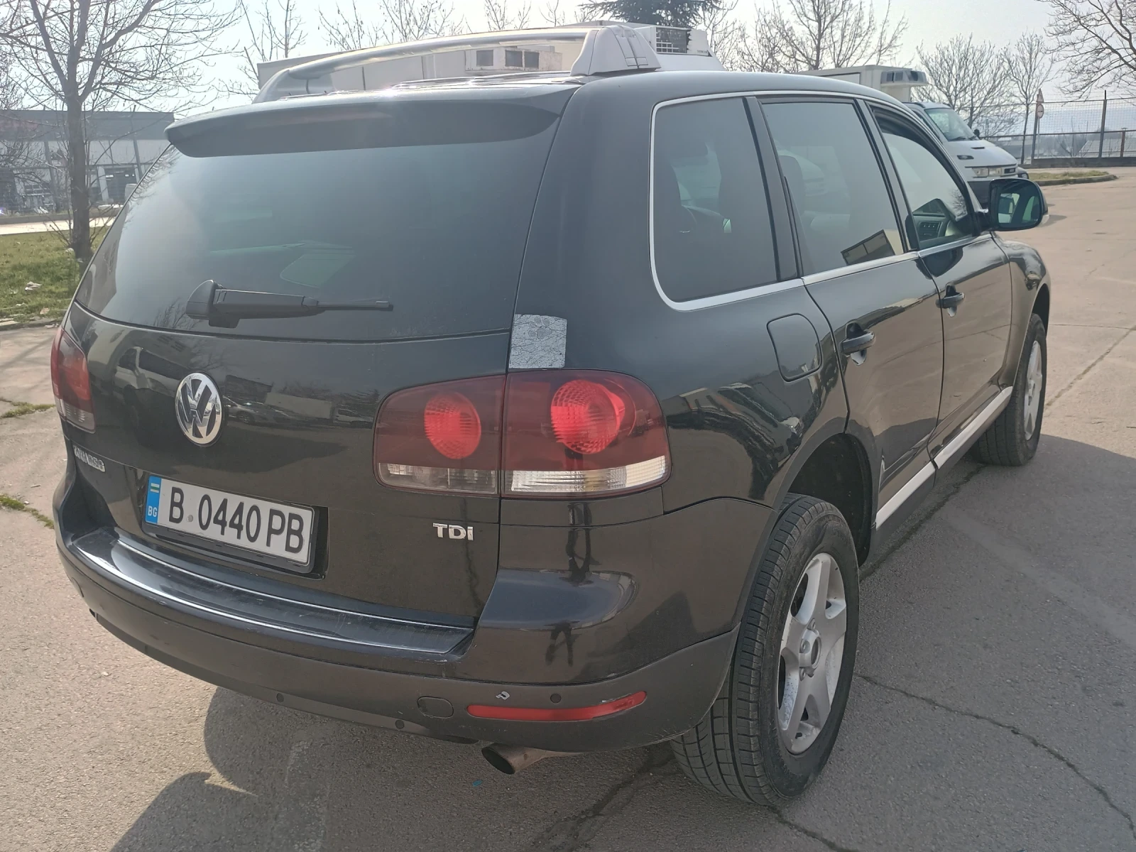 VW Touareg 2.5 Дизел , снимка 2 - Автомобили и джипове - 56285553