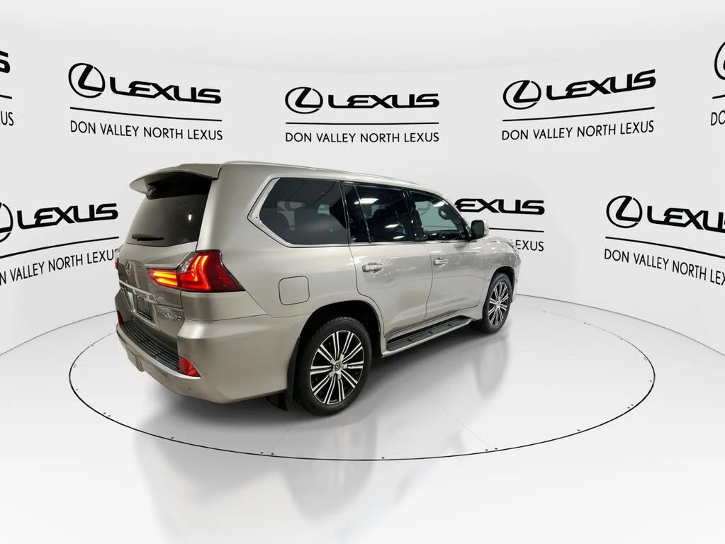 Lexus LX 570 MARK LEV* DISTRONIC* ТЕЛЕВИЗОРИ* ОБДУХ* КРАЙНА ЦЕН, снимка 4 - Автомобили и джипове - 56319152