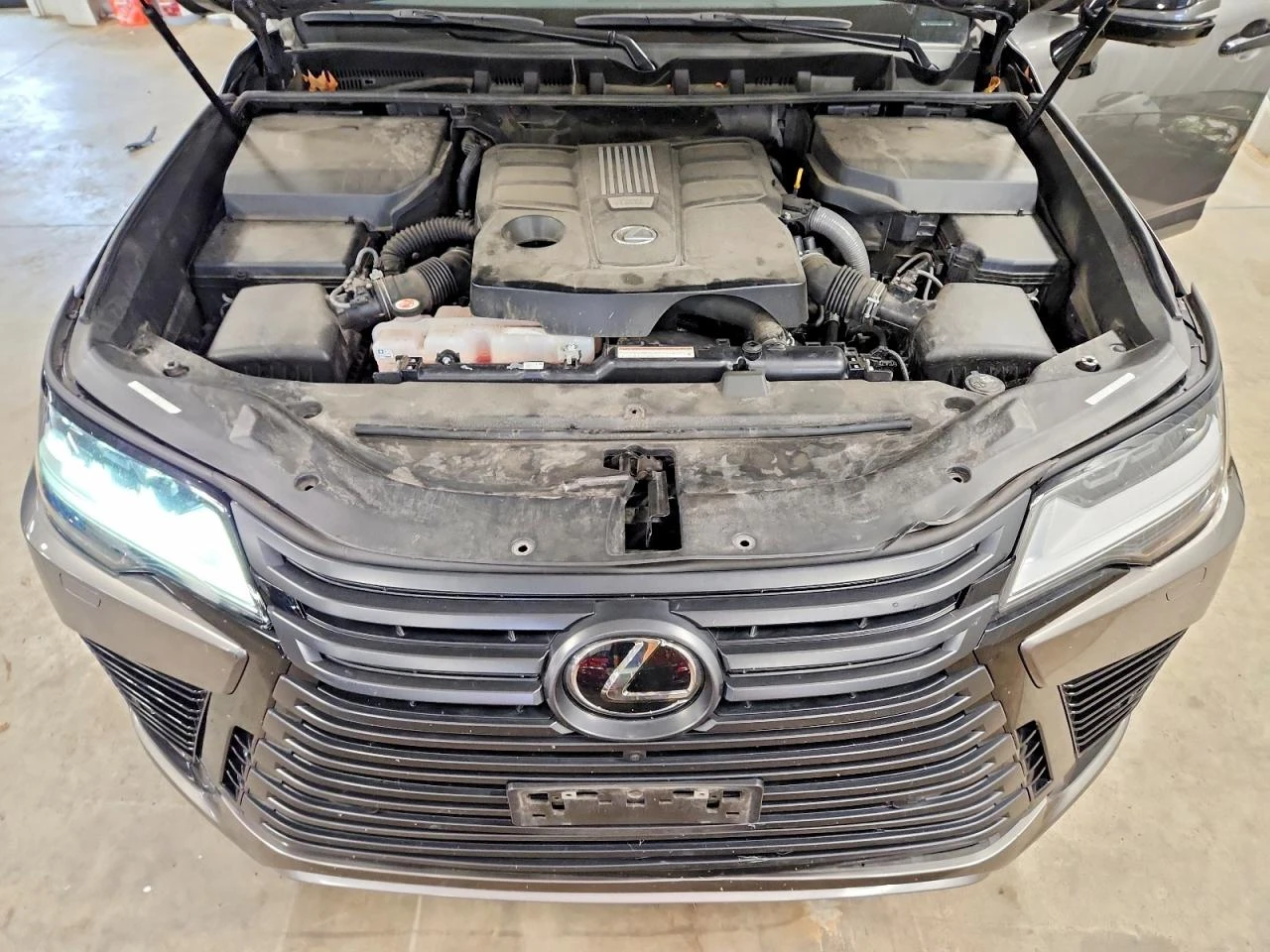 Lexus LX 600 3.4l Luxury | Mobile.bg � ����������� 12