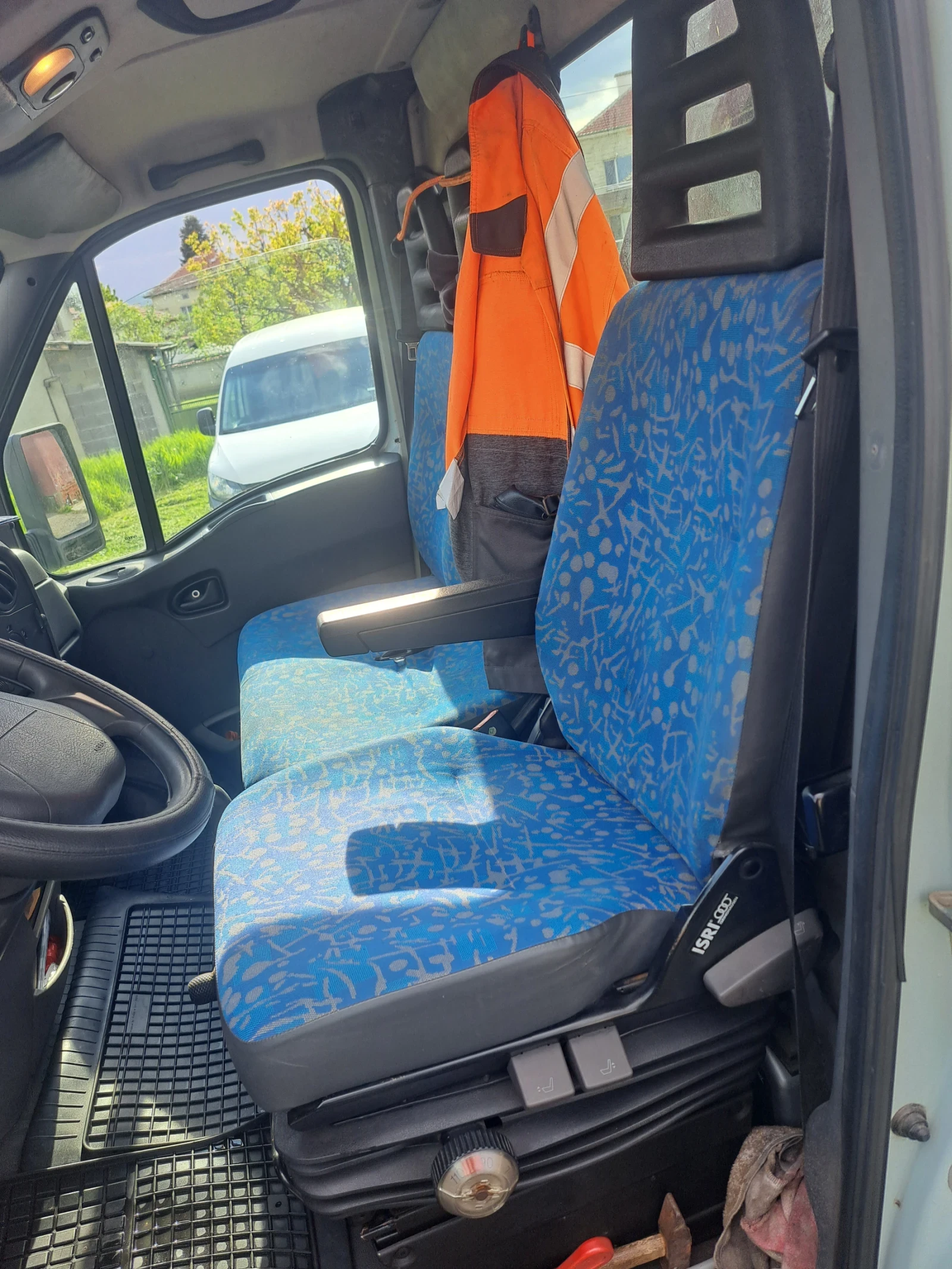 Iveco 35c13 2.8 самосвал с кран В кат. - изображение 7