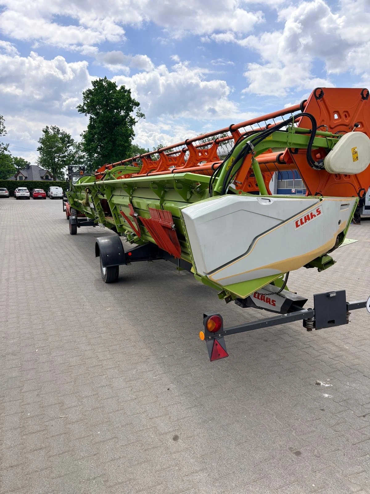 Комбайн Claas LEXION 770 + CLAAS VARIO 1230 ЛИЗИНГ, снимка 16 - Селскостопанска техника - 55134925