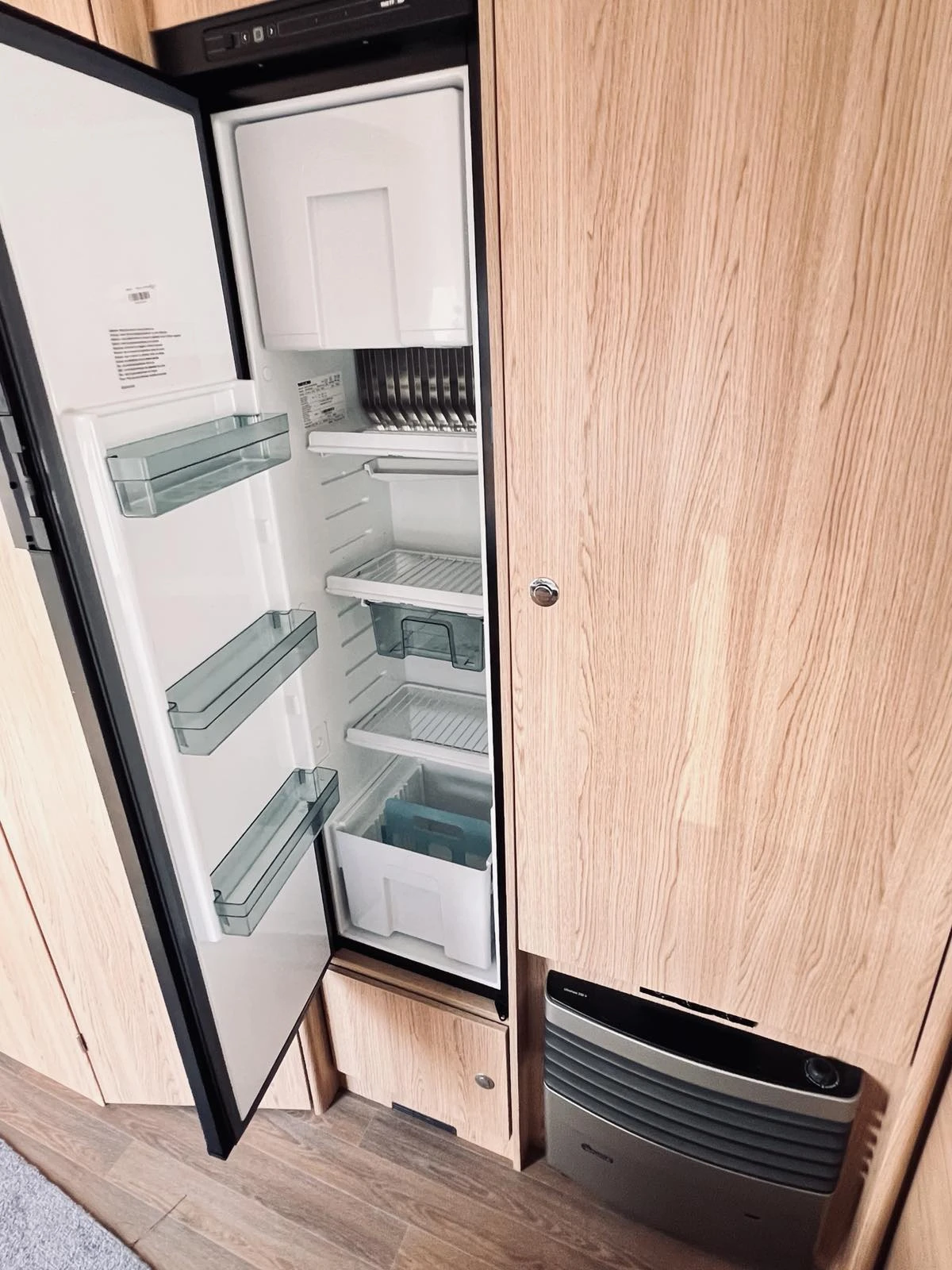  Burstner Averso Plus 520 6  K   | Mobile.bg   14