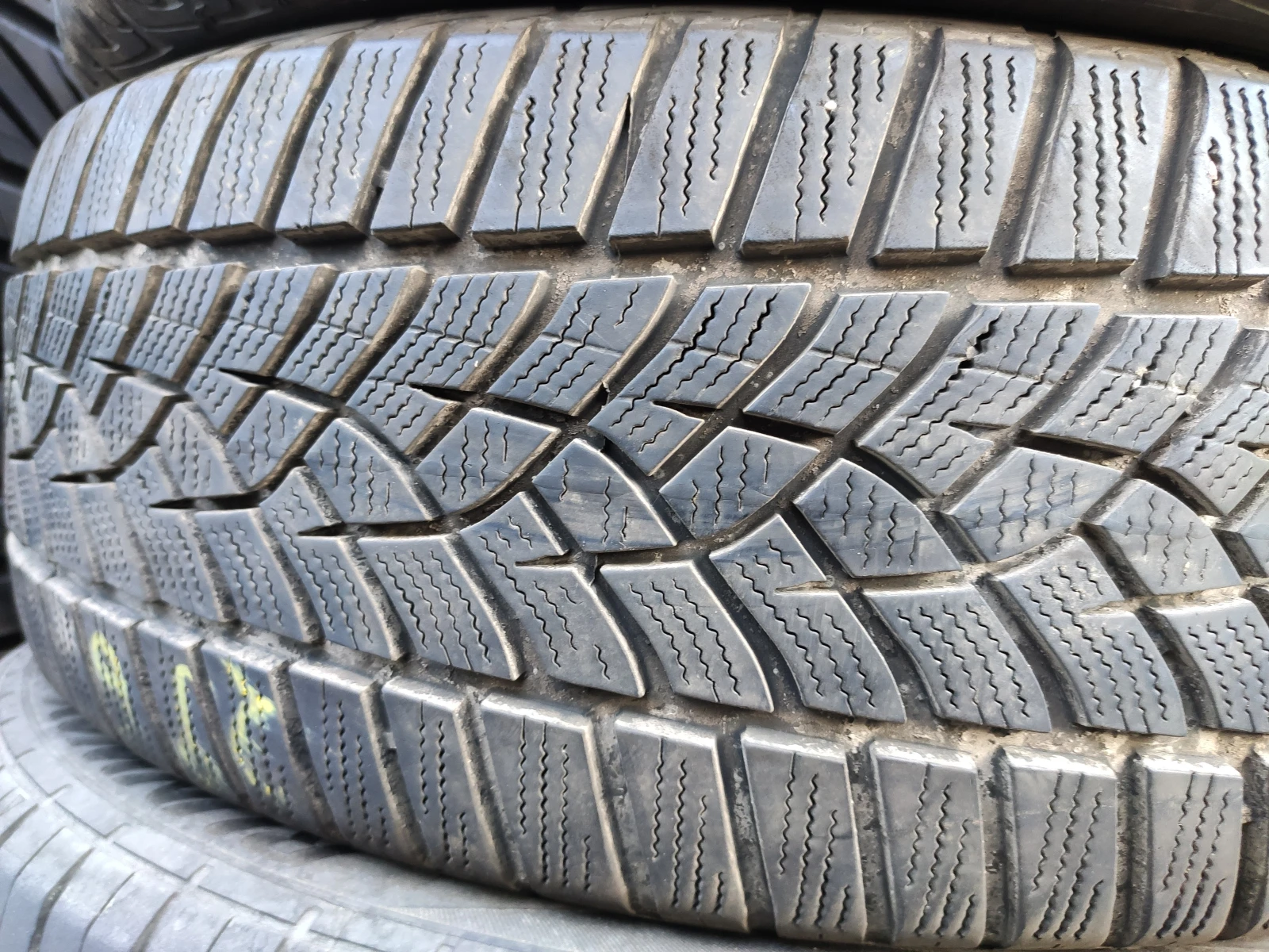  205/50R17 | Mobile.bg   4