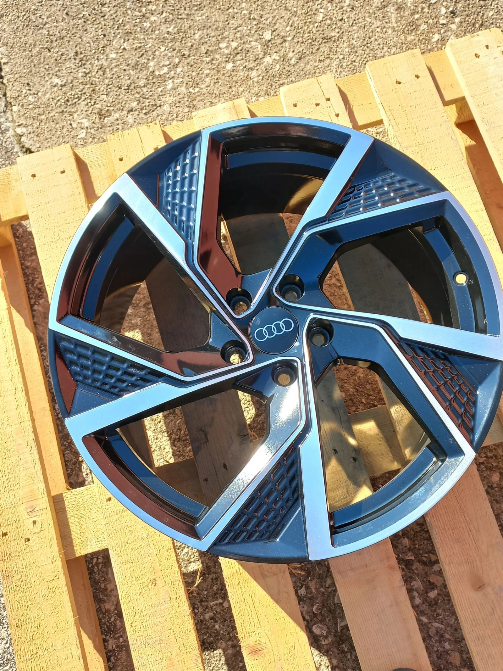   Audi | Mobile.bg   1