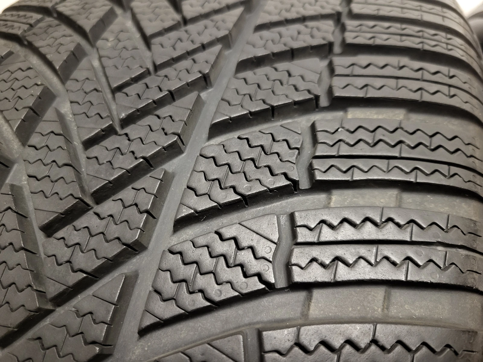  265/40R20 | Mobile.bg   7