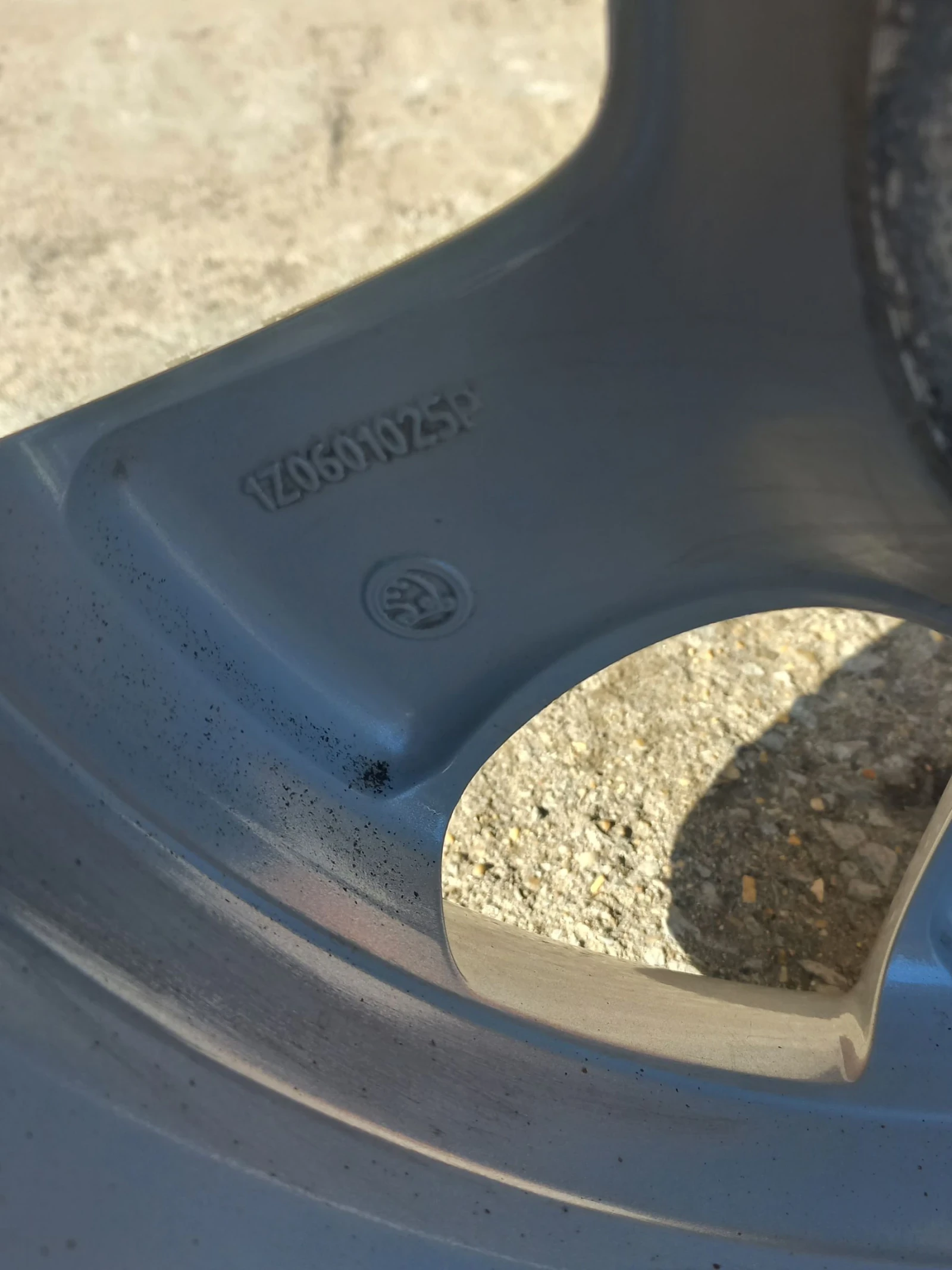 Джанти за Skoda, снимка 8 - Гуми и джанти - 53859857