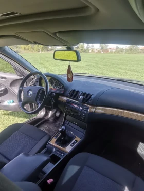 BMW 318 УНИКАТ, снимка 11