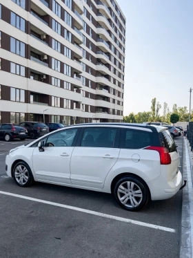 Peugeot 5008 1.6 HDI AВТОМАТИК, снимка 3