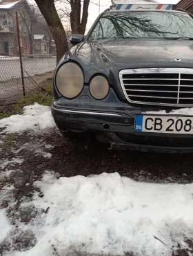 Mercedes-Benz E 320, снимка 8