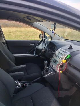 Toyota Corolla verso - 3650 € / 7138.78 лв. - 65102668 12