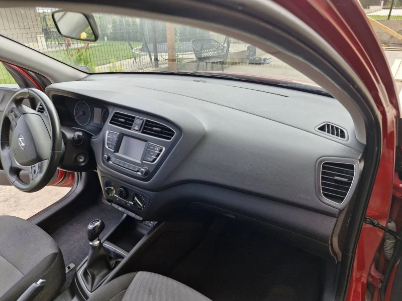 Hyundai I20, снимка 8 - Автомобили и джипове - 47489704