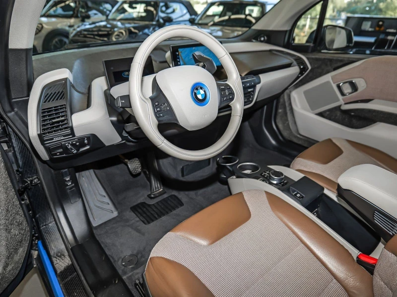 BMW i3 s 120AH/184HP/PANO/CAM/NAVI/871a, снимка 9 - Автомобили и джипове - 47267301