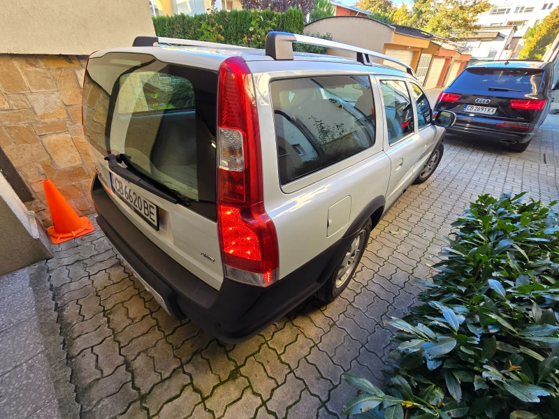 Volvo Xc70 2.4, снимка 5 - Автомобили и джипове - 47676405