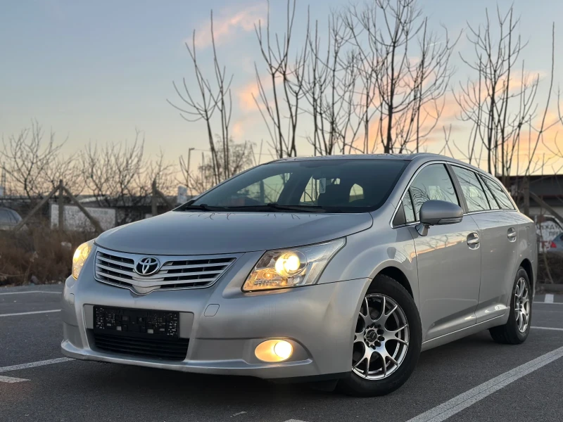 Toyota Avensis 2.0D-4D* 126кс* Navi* EURO5* , снимка 2 - Автомобили и джипове - 48592155