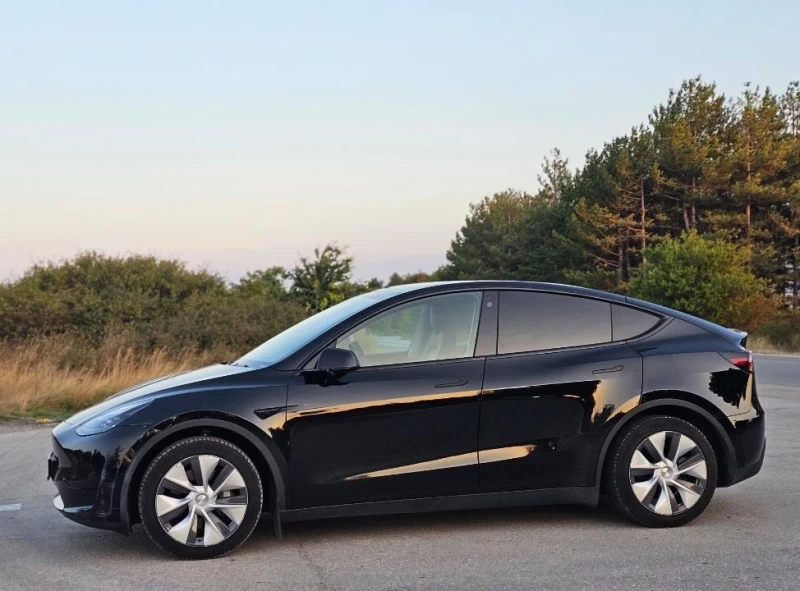 Tesla Model Y 2023 LFP с Гаранция, снимка 2 - Автомобили и джипове - 51371983
