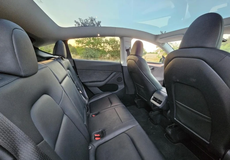 Tesla Model Y 2023 LFP с Гаранция, снимка 11 - Автомобили и джипове - 51371983