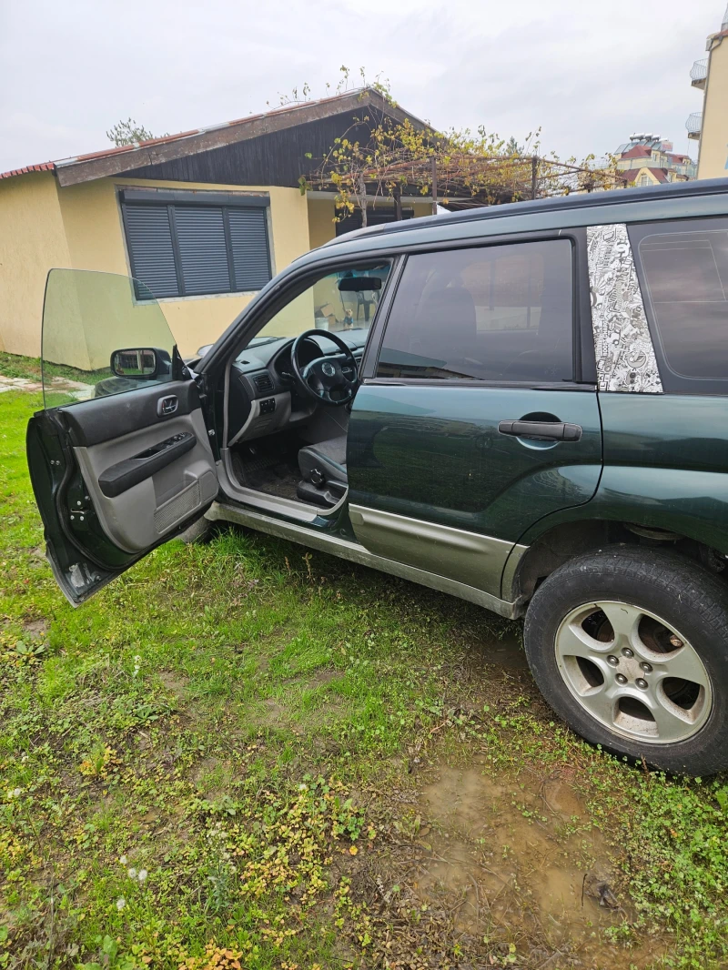 Subaru Forester 2.0XT, снимка 3 - Автомобили и джипове - 52417841