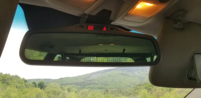 Volvo V70 AWD, снимка 8 - Автомобили и джипове - 52700046