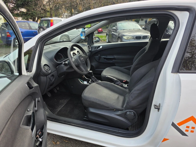 Opel Corsa, снимка 10 - Автомобили и джипове - 52727858