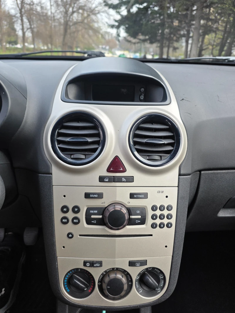 Opel Corsa, снимка 16 - Автомобили и джипове - 52727858