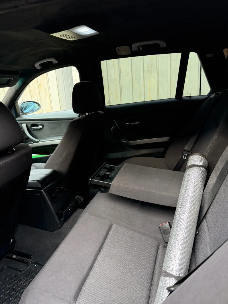 BMW 320, снимка 2 - Автомобили и джипове - 53581331