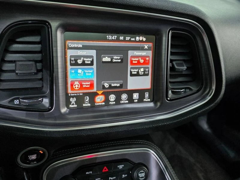 Dodge Challenger 5.7 T Automatic, снимка 16 - Автомобили и джипове - 56003164