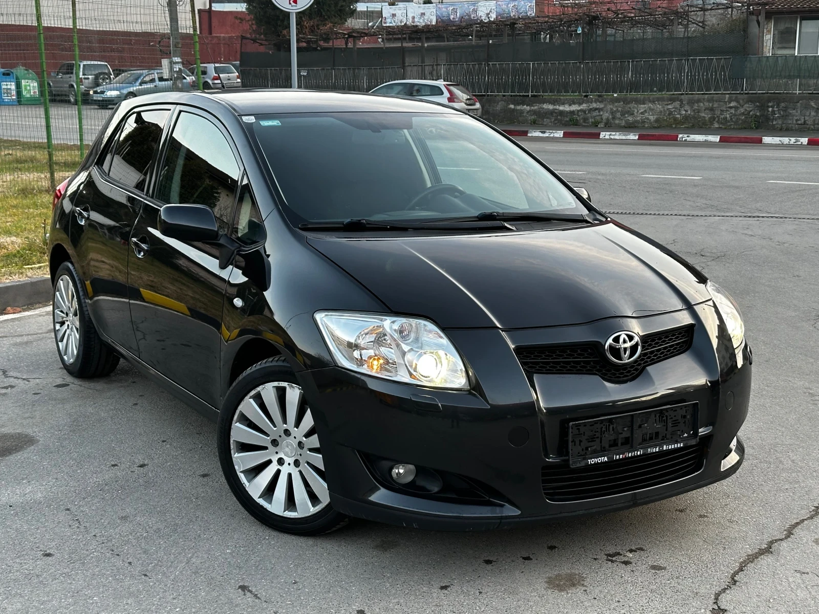 Toyota Auris 2.0d4d FACELIFT/ КСЕНОН - изображение 2