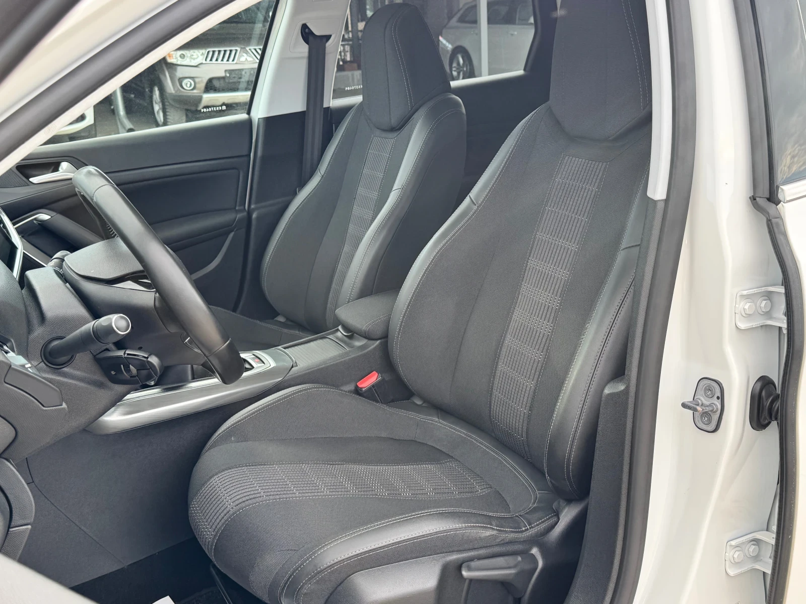 Peugeot 308 1.5HDI ИТАЛИЯ - изображение 7