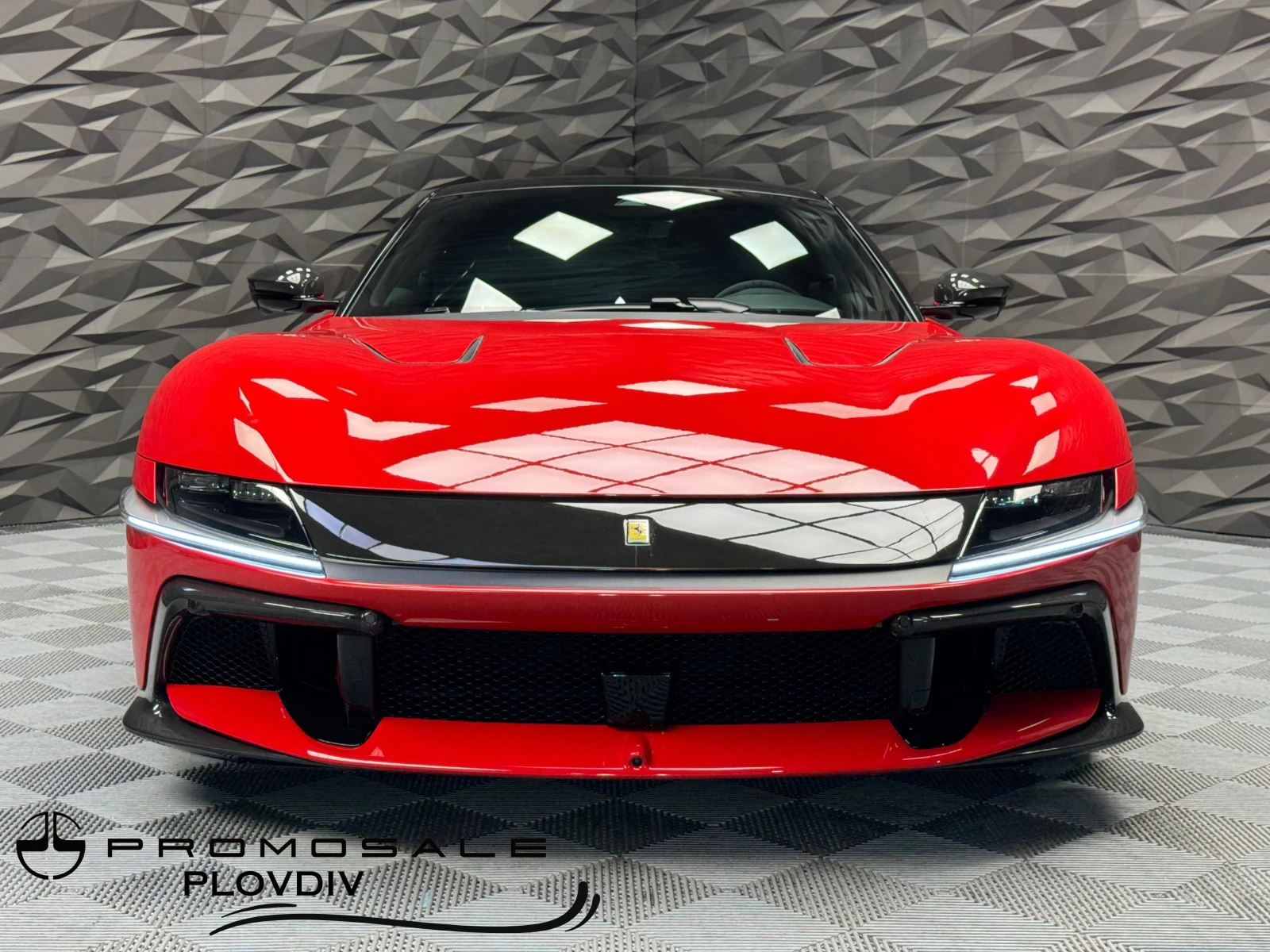 Ferrari 812 Superfast 12 CILINDRI Rosso Corsa CARBON - изображение 2