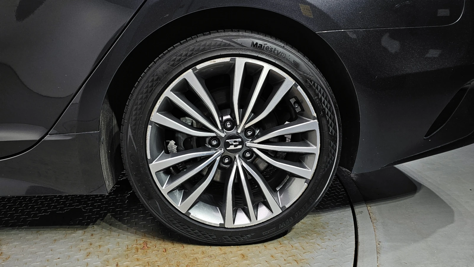 Kia Stinger 2.0T 2WD PLATINUM | Mobile.bg   5