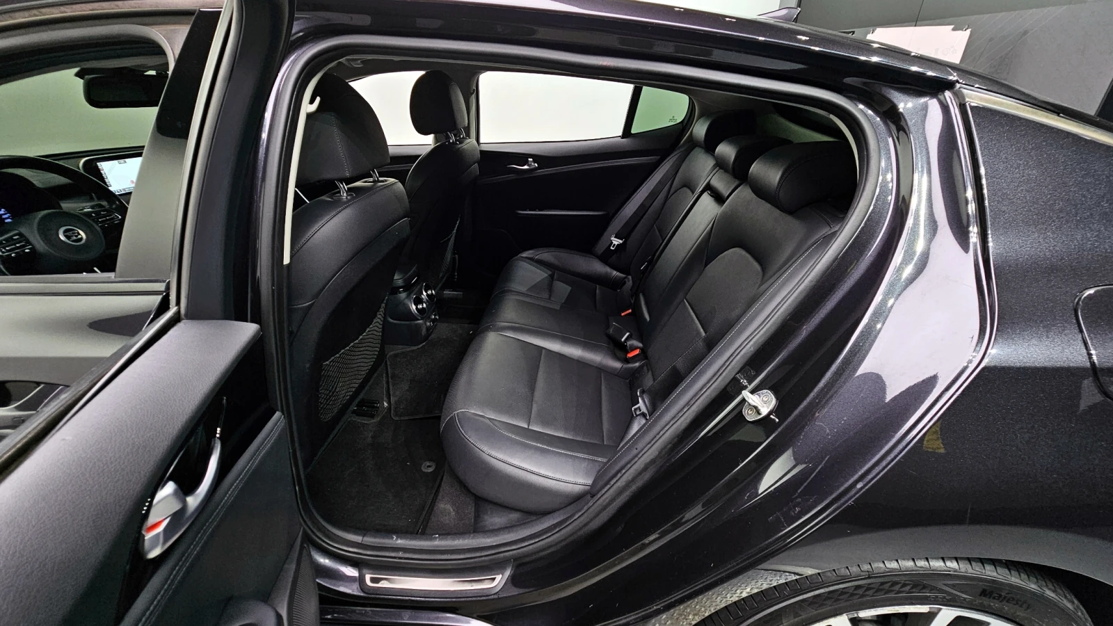 Kia Stinger 2.0T 2WD PLATINUM | Mobile.bg   10