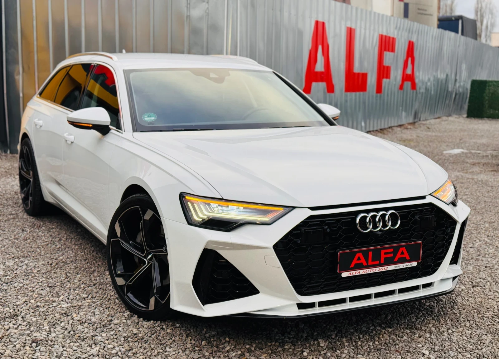 Audi A6 RS6/3.0d/FULL LED/360+ 3D+ ДИСТРОНИК+ 21 /КАТО НОВ - изображение 4
