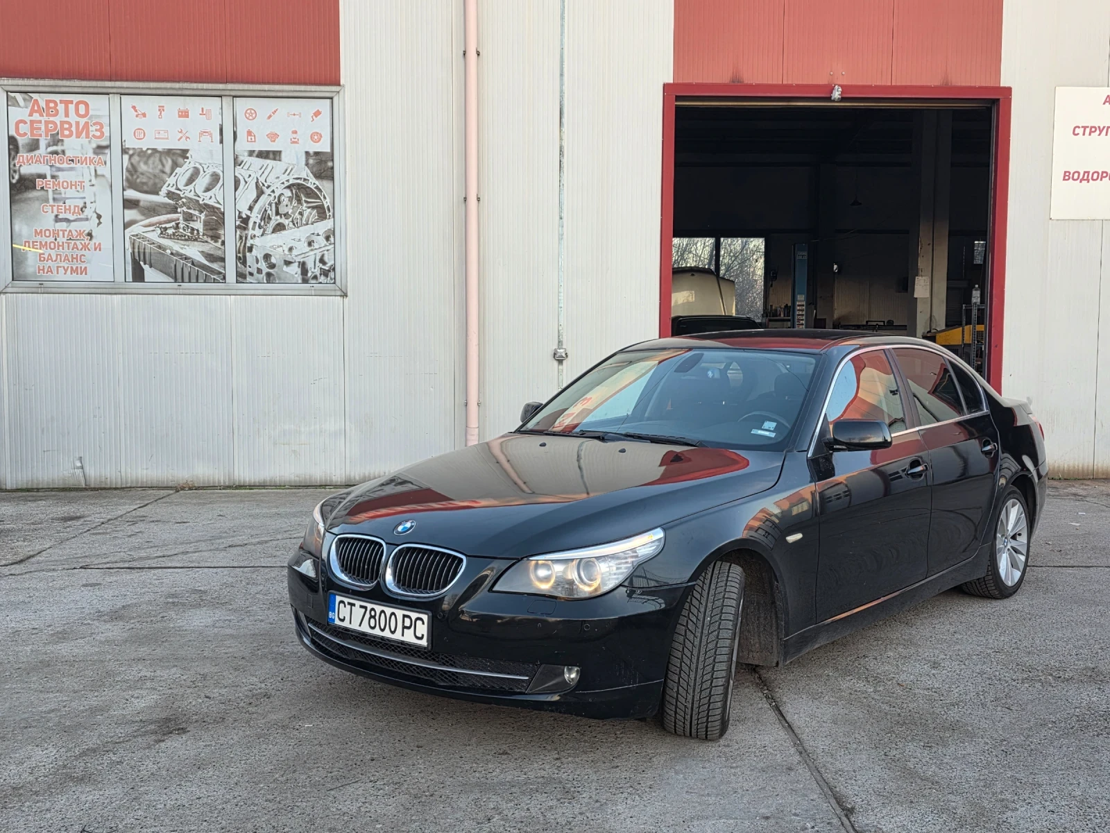 BMW 523 2.5i 190hp - изображение 3