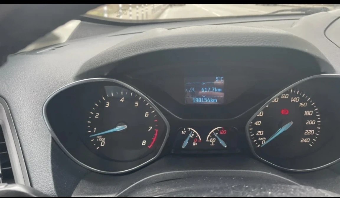 Ford C-max Бензин, Гас 1, 6 120 кс, снимка 9 - Автомобили и джипове - 54091555