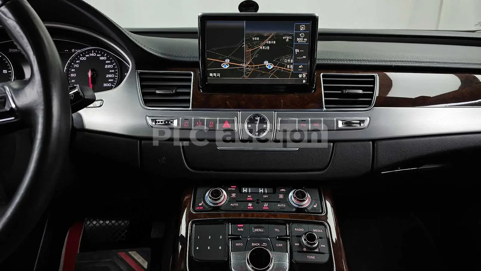 Audi A8, снимка 14 - Автомобили и джипове - 54141371