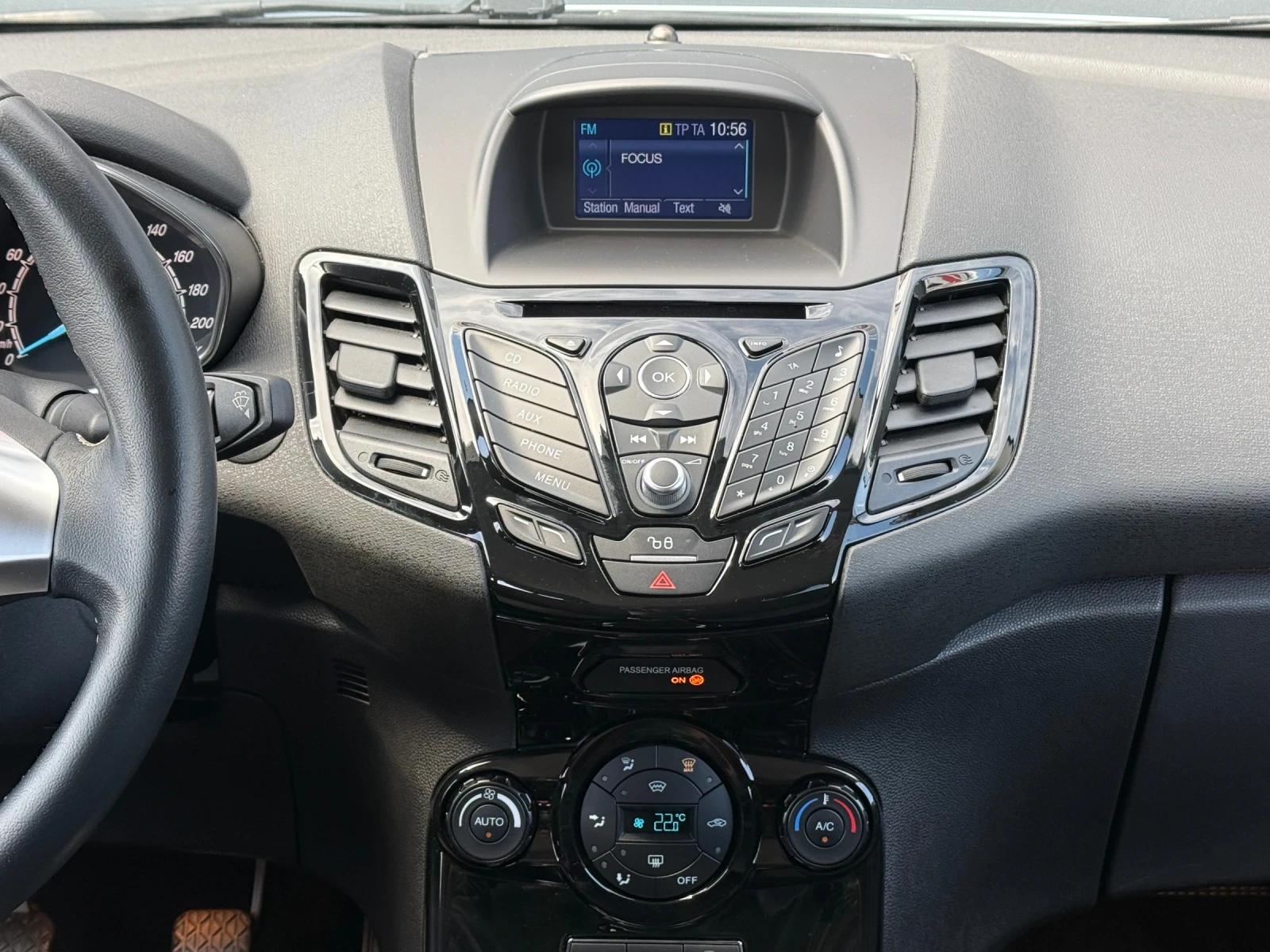Ford Fiesta 1.5TDCi, Titanium, LED, * 117 000км* COC, KTEO OK!, снимка 10 - Автомобили и джипове - 54528603