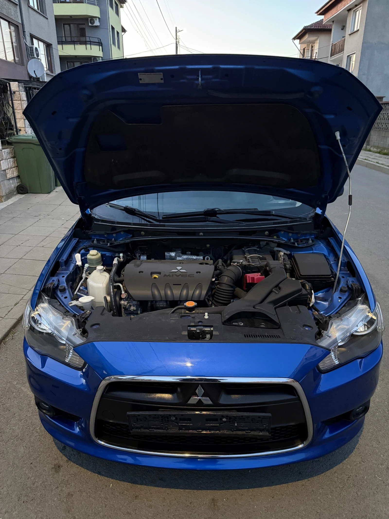 Mitsubishi Lancer 1.8i ШВЕЙЦАРИЯ 100% РЕАЛЕН ПРОБЕГ ВИДЕО , снимка 4 - Автомобили и джипове - 54566273