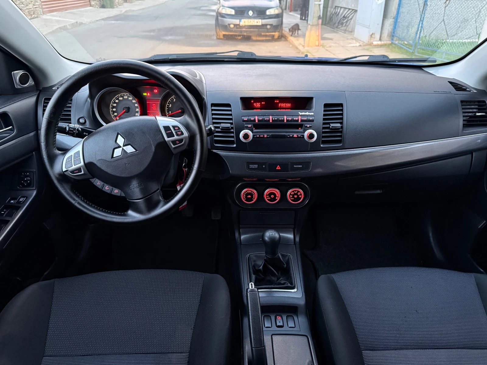 Mitsubishi Lancer 1.8i ШВЕЙЦАРИЯ 100% РЕАЛЕН ПРОБЕГ ВИДЕО , снимка 10 - Автомобили и джипове - 54566273