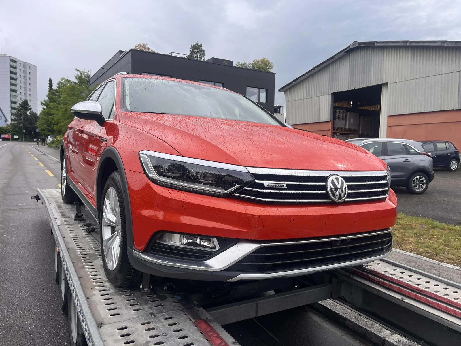 VW Alltrack 2.0 TDI 190 k.c Highline Швейцария, снимка 2 - Автомобили и джипове - 54629683