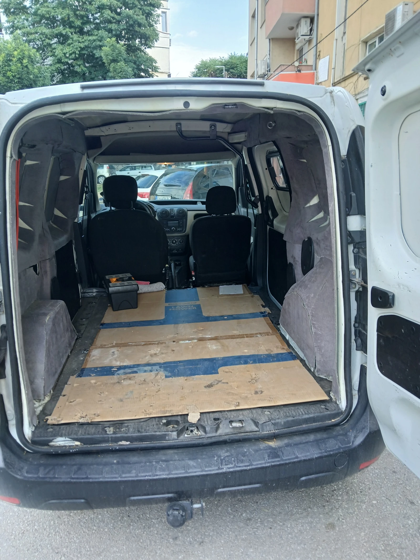 Dacia Dokker, снимка 7 - Автомобили и джипове - 55042057