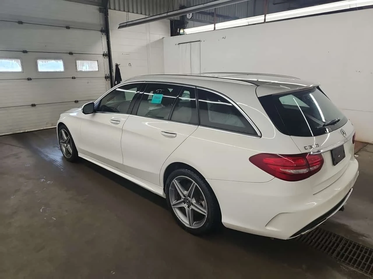 Mercedes-Benz C 300 * ПОДГРЕВ * ПАНОРАМА * ПРЕДСТАВИТЕЛСТВО, снимка 6 - Автомобили и джипове - 55194008