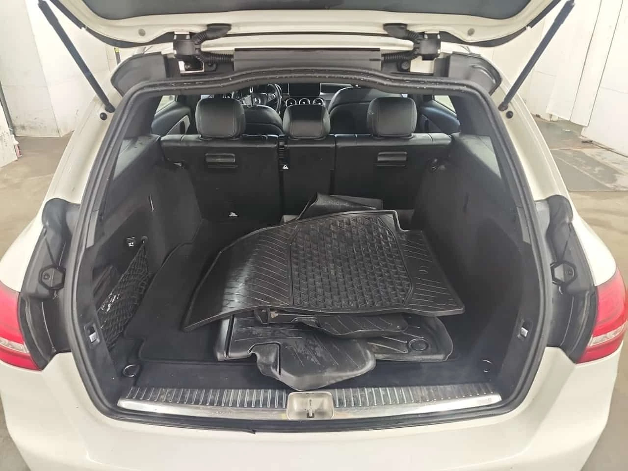 Mercedes-Benz C 300 * ПОДГРЕВ * ПАНОРАМА * ПРЕДСТАВИТЕЛСТВО, снимка 15 - Автомобили и джипове - 55194008