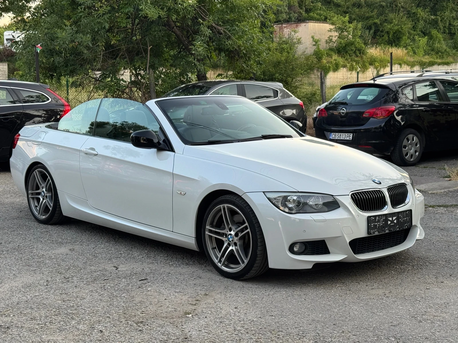BMW 330 M ! Кабрио/Твърд Таван! Ръчка!!, снимка 9 - Автомобили и джипове - 55249267
