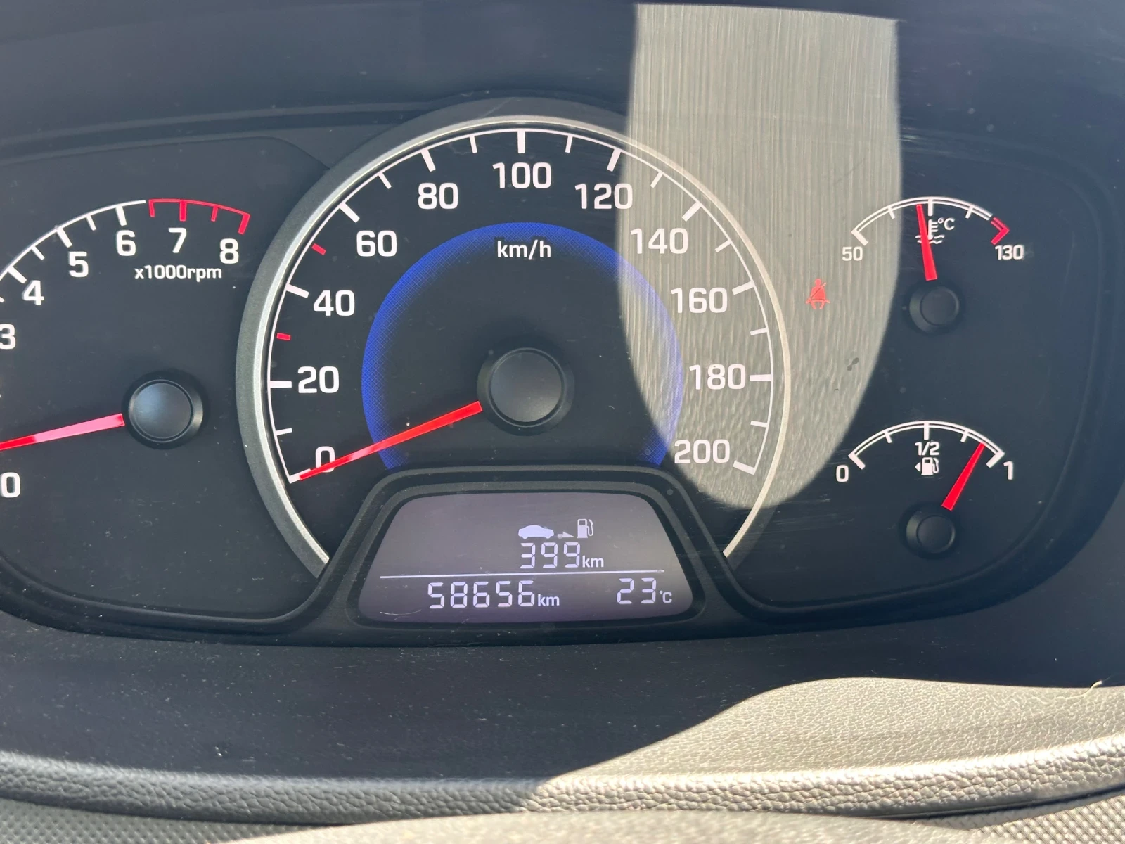 Hyundai I10, снимка 5 - Автомобили и джипове - 55749203
