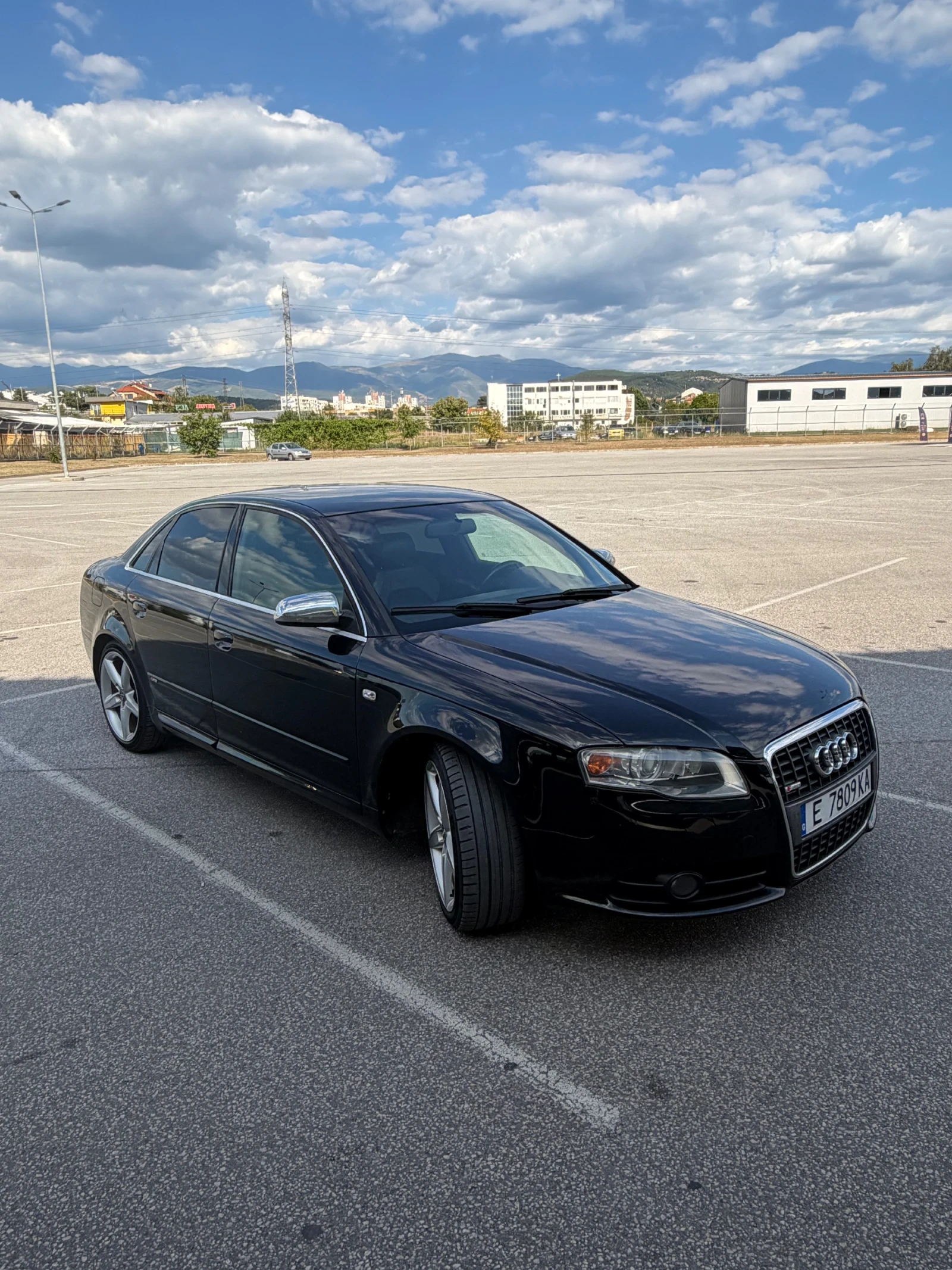 Audi A4, снимка 7 - Автомобили и джипове - 56105346