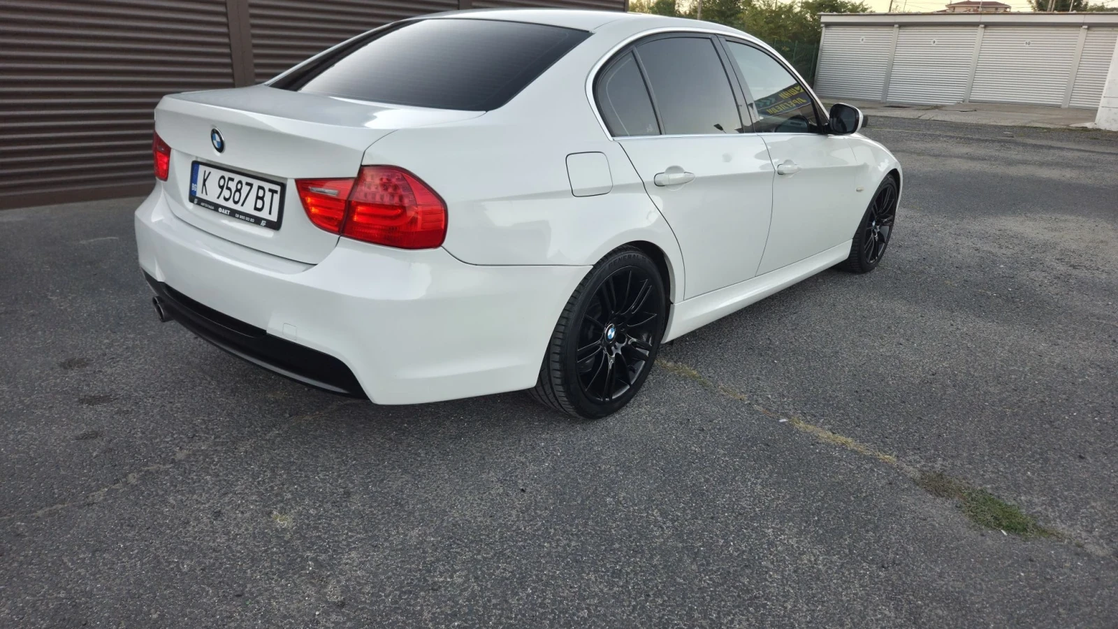 BMW 330 BARTER , снимка 3 - Автомобили и джипове - 56348837