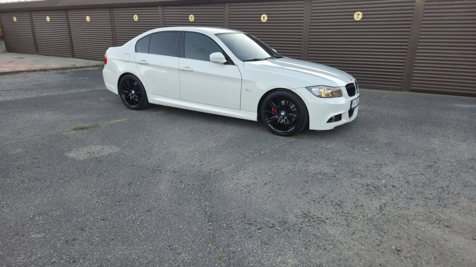 BMW 330 BARTER , снимка 6 - Автомобили и джипове - 56348837