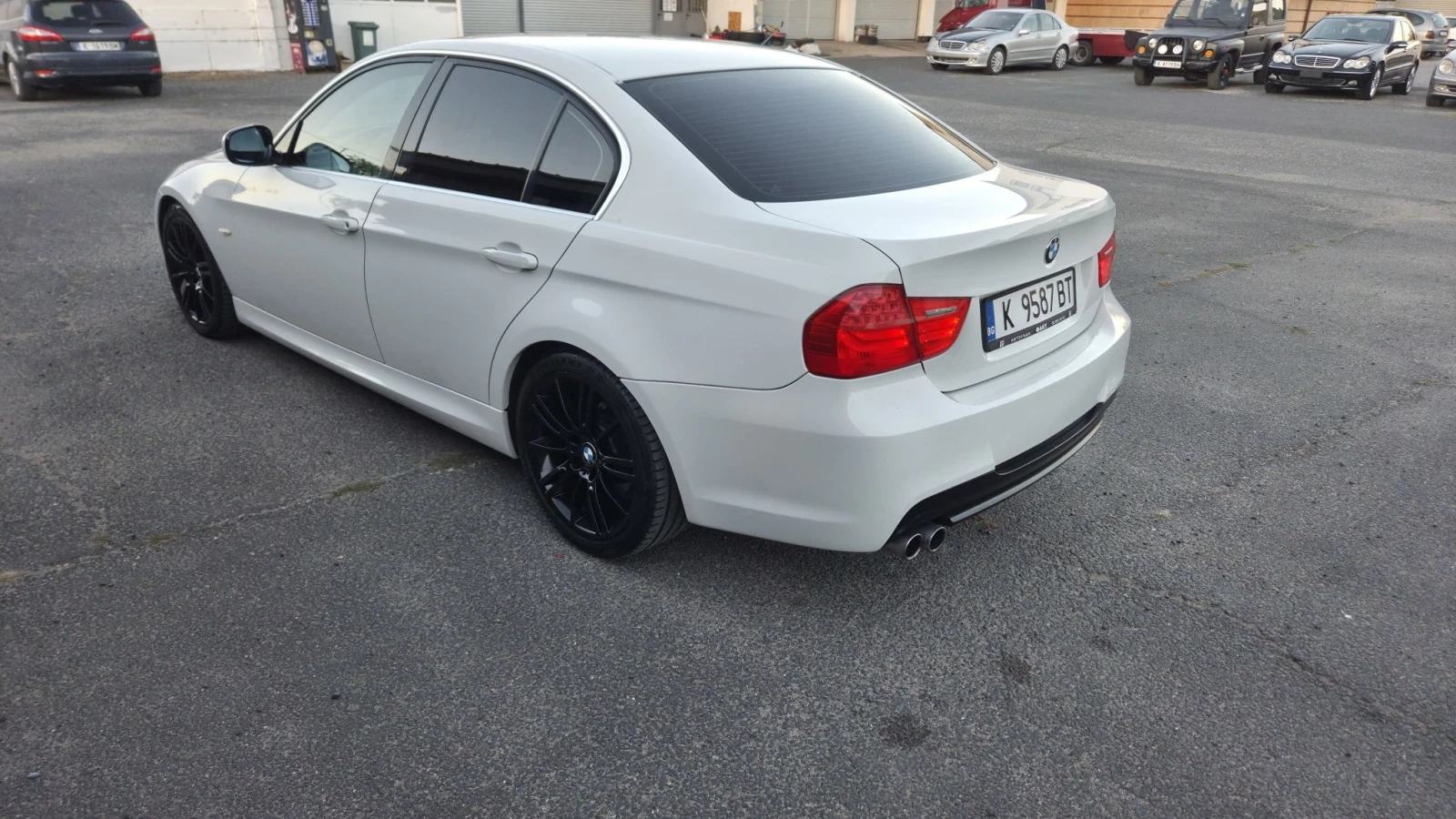 BMW 330 BARTER , снимка 2 - Автомобили и джипове - 56348837