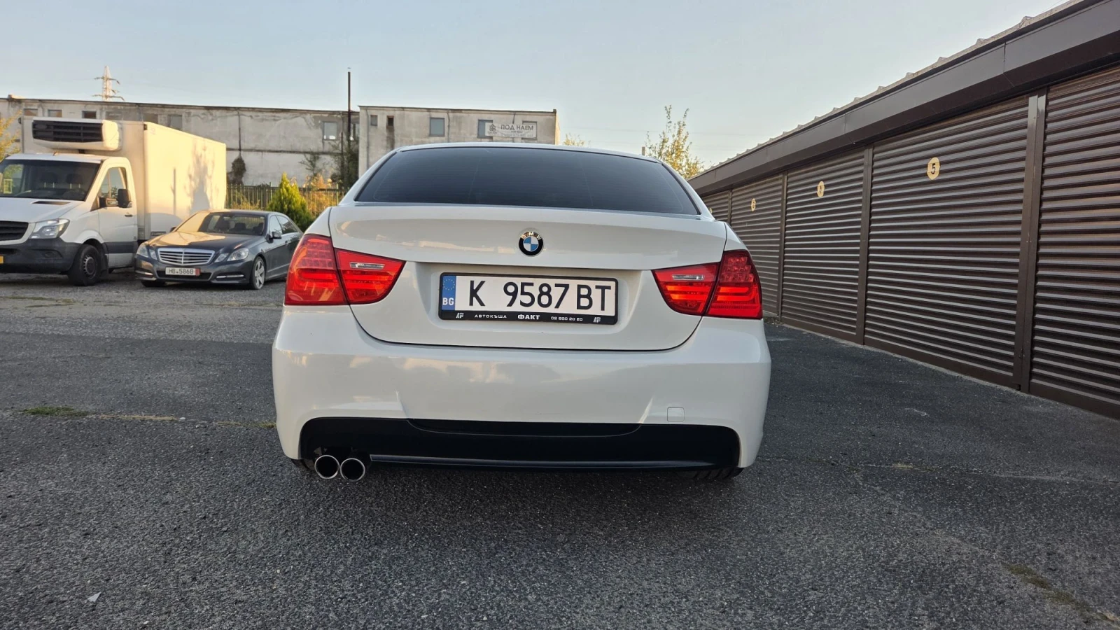 BMW 330 BARTER , снимка 14 - Автомобили и джипове - 56348837