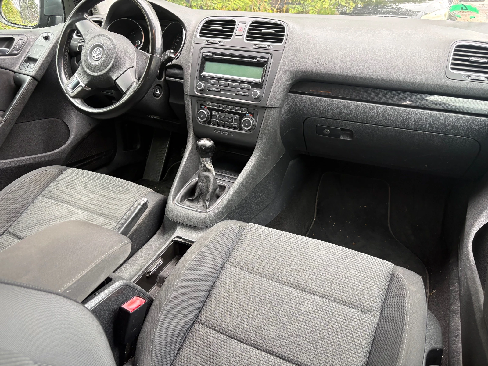 VW Golf 2.0TDI 110кс, снимка 10 - Автомобили и джипове - 56487944